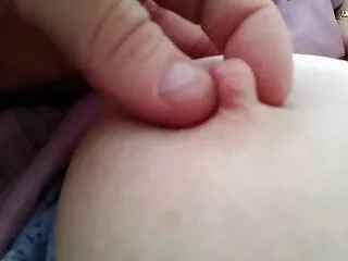 Joven Alisochka con anime xxx español latino el coño afeitado follada