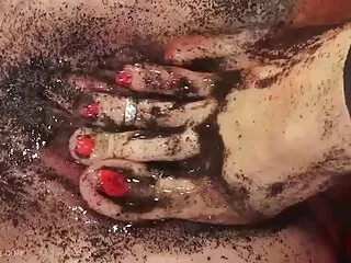 Hermosa chica latina practica el primer anal coomelonitas español