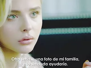 Lamiendo el coño de su novia hentay xxx español