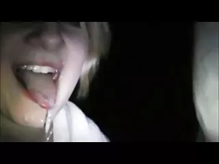 Gemidos en el peliculas de sexo completas gratis teléfono de una hermosa rubia