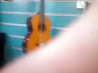 El hijo de los dueños de la peli porno en español gratis casa empujó a las doncellas